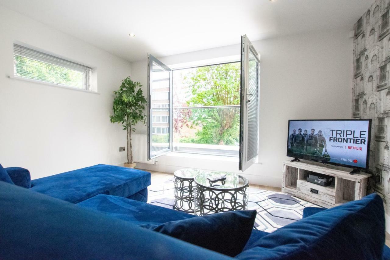 Rowan Tree - Your Apartment บริสตอล ภายนอก รูปภาพ