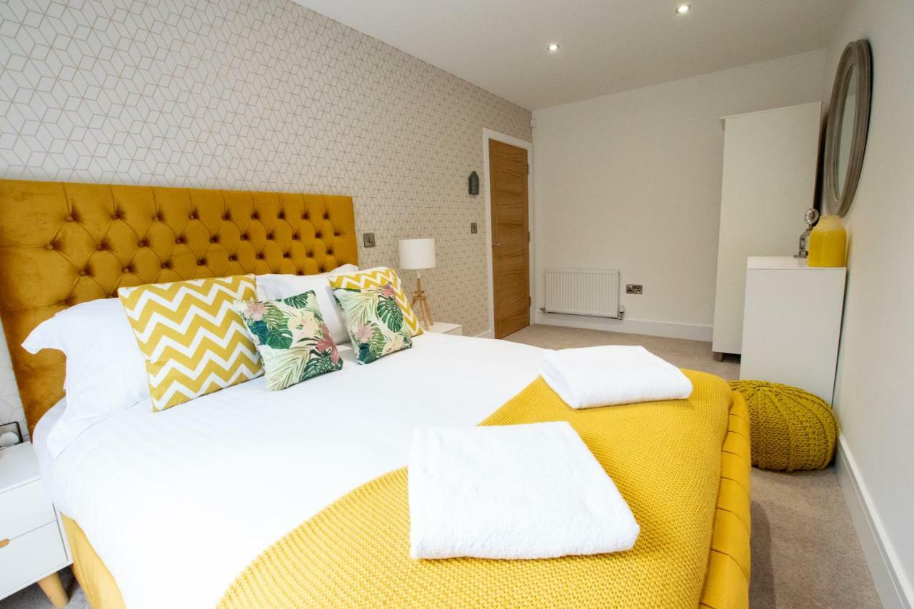 Rowan Tree - Your Apartment บริสตอล ภายนอก รูปภาพ