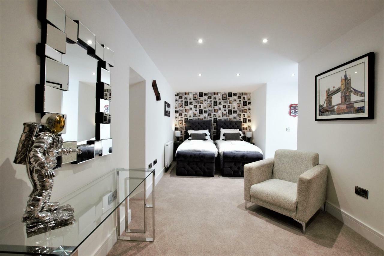 Rowan Tree - Your Apartment บริสตอล ภายนอก รูปภาพ