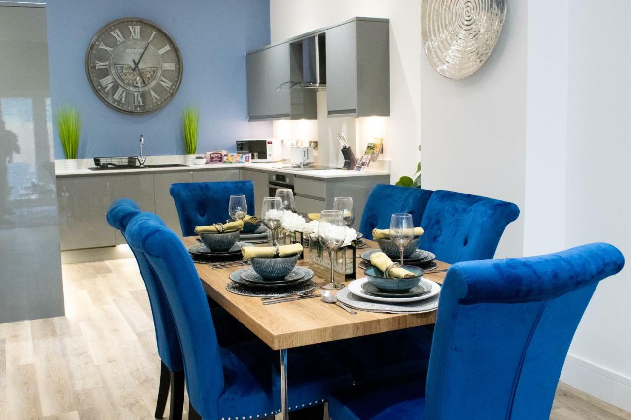 Rowan Tree - Your Apartment บริสตอล ภายนอก รูปภาพ